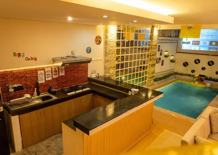 Palm 5 Center Villa